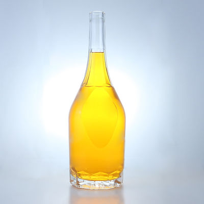 Bottiglia di vetro a forma unica 500 ml 700 ml 750 ml per rum vodka whisky tequila gin