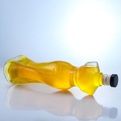 Disegna una bottiglia di tequila per champagne, brandy, whisky e altro