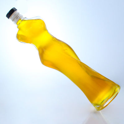 Disegna una bottiglia di tequila per champagne, brandy, whisky e altro