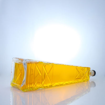 Chiara Unica Forma 700ml 75cl Super Flint Rum in rilievo Vodka Bottiglia di vetro di whisky con tappo a vite
