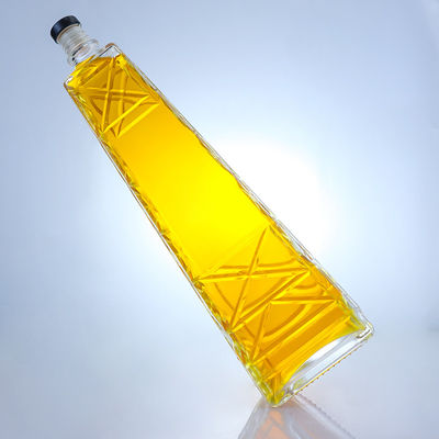 Chiara Unica Forma 700ml 75cl Super Flint Rum in rilievo Vodka Bottiglia di vetro di whisky con tappo a vite