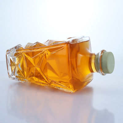 Disegno unico Bottiglia di vetro da 800 ml per birra Gin Rum Champagne Brandy Whisky Clear Flint