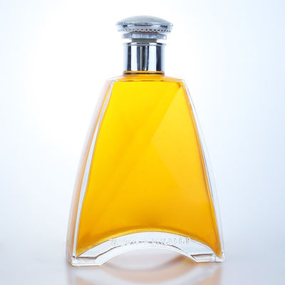 Materiale del corpo Vetro 700 ml Bottiglia di pietra trasparente per Gin Rum Champagne Whisky