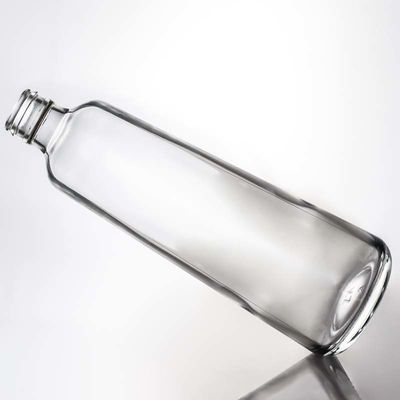 Bottiglia di vetro trasparente Super Flint Round per Gin Rum Vodka Whisky 580ml 1000ml