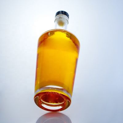 Bottiglie di vetro vuoto di forma rotonda con manipolazione superficiale di incisione acida e tipo di sigillamento a sughero