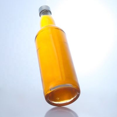 SCREW CAP Logo personalizzato 500ml 700ml Tequila trasparente Flint Whisky Vodka Bottiglia di vetro