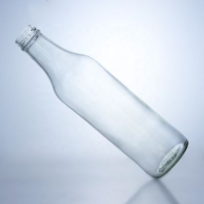 Bottiglia in vetro di whisky e vodka trasparente Unica 650ml di forma speciale con finitura a vite