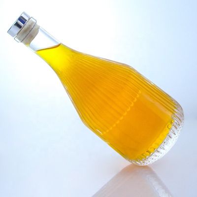 Flint Glass 500ml 750ml 1000ml bottiglia di vodka a forma speciale con logo personalizzato
