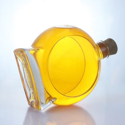 Bottiglia di vetro vuota a tenuta di sughero a fondo spessa per gin whisky rum tequila brandy