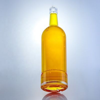 Collare di vetro Bottiglie di vetro vuoto a forma rotonda 750 ml per tequila Brandy Rum Gin Whisky
