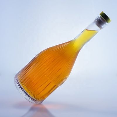 Bottiglia di vetro vuoto trasparente per vodka gin rum whisky brandy in 500ml 750ml 1000ml