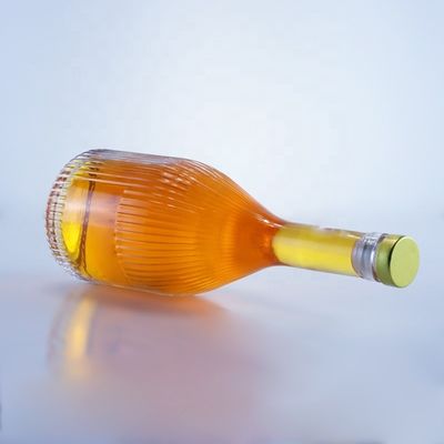 Bottiglia di vetro vuoto trasparente per vodka gin rum whisky brandy in 500ml 750ml 1000ml