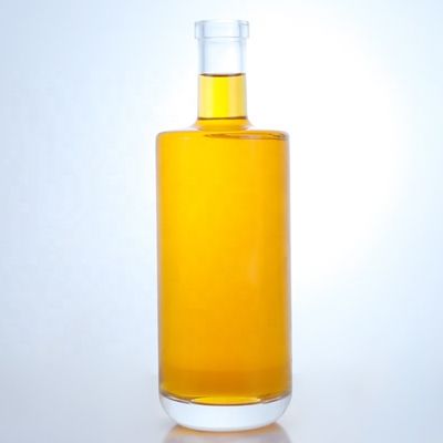 Bottiglia trasparente in vetro con sughero per whisky vodka tequila gin rum 500 ml/700 ml