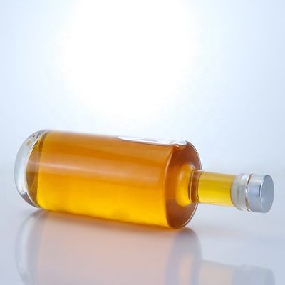 Bottiglia trasparente in vetro con sughero per whisky vodka tequila gin rum 500 ml/700 ml