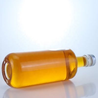Bottiglia trasparente in vetro con sughero per whisky vodka tequila gin rum 500 ml/700 ml