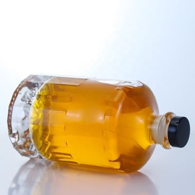 500 ml 700 ml 750 ml Flint Glass Spirit Gin Whisky Vodka Brandy Liquor Flascia con sughero