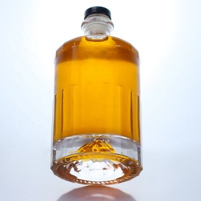 500 ml 700 ml 750 ml Flint Glass Spirit Gin Whisky Vodka Brandy Liquor Flascia con sughero