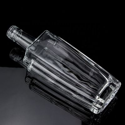 500 ml 700 ml 750 ml Bottiglia di vetro di pietra per champagne Gin Rum trasparente e in rilievo