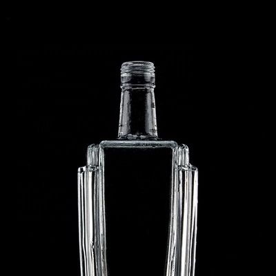 500 ml 700 ml 750 ml Bottiglia di vetro di pietra per champagne Gin Rum trasparente e in rilievo