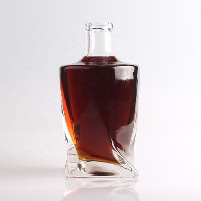 Tipo di tenuta del whisky di sughero 750 ml/1000 ml Bottiglia di vetro trasparente per champagne