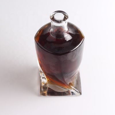 Tipo di tenuta del whisky di sughero 750 ml/1000 ml Bottiglia di vetro trasparente per champagne