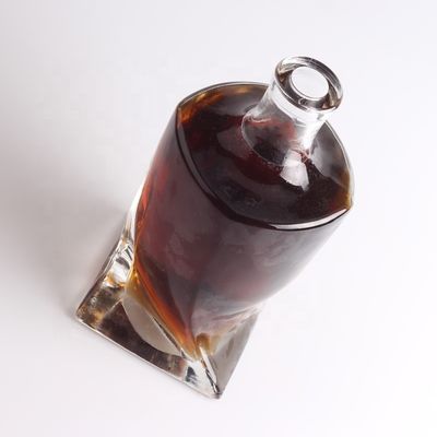 Tipo di tenuta del whisky di sughero 750 ml/1000 ml Bottiglia di vetro trasparente per champagne