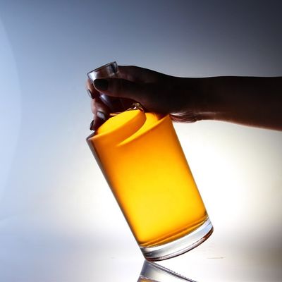 Bottiglie di liquore a base di vetro a fondo spessore personalizzate per vodka gin rum champagne