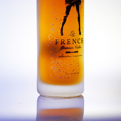 Ingrosso 750ml 1000ml Decal congelato bottiglia di vetro per birra Vodka Whisky Spirits