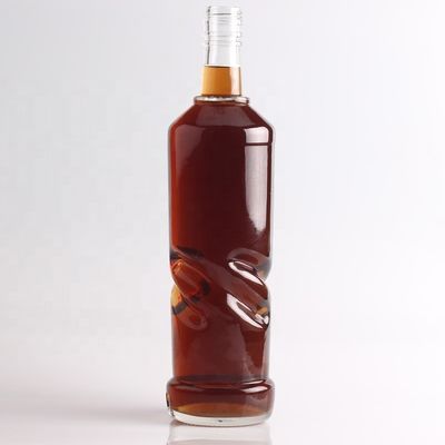 2022 Bottiglia di vetro a fondo spessa in rilievo, pietra cristallina chiara per gin, whisky, rum, tequila, brandy