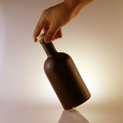 500 ml 750 ml Bottiglia di vetro vuota con sughero Vernice personalizzata Vodka Tequila Liquore