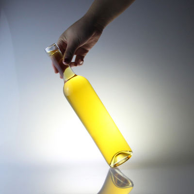 Materiale di base Bottiglia di liquore di vetro 500 ml 750 ml 1000 ml per vodka brandy whisky vino