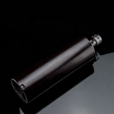 Bottiglia in vetro di whisky vodka 700ml 750ml nero