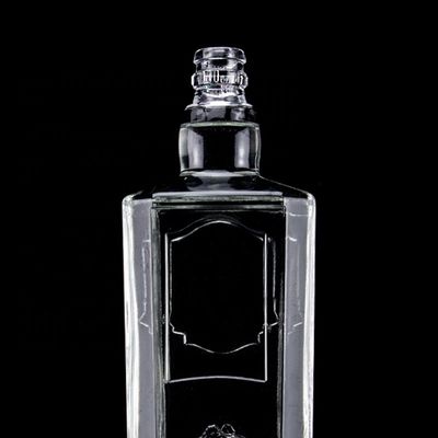 750ml 75cl Super Flint Quadrato Bottiglia in vetro in rilievo con tappo a vite Rum Vodka Whisky