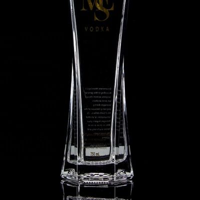 Unica bottiglia di vetro Super Flint da 750 ml con sughero per rum Vodka Whisky