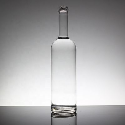 Incisione di bottiglia di vetro da 1 litro con tappo di sughero per liquore whisky vodka