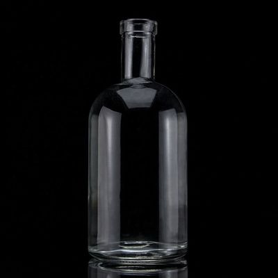 Materiale di base Bottiglia di liquore di vetro 500 ml 700 ml 750 ml con sigillo di sughero e forma rotonda