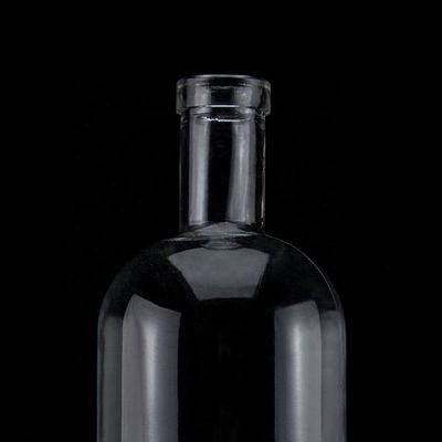 Materiale di base Bottiglia di liquore di vetro 500 ml 700 ml 750 ml con sigillo di sughero e forma rotonda