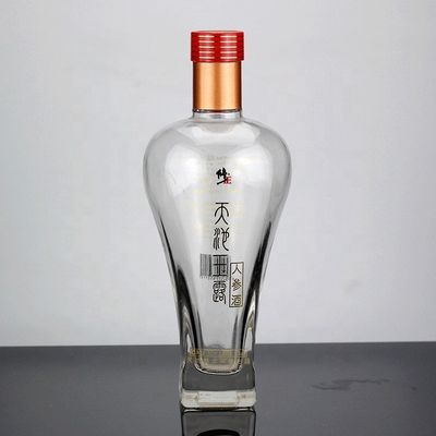 Tipo di tenuta in vetro CROWN CAP 500 ml 750 ml Bottiglia di Ginseng da liquore medicato
