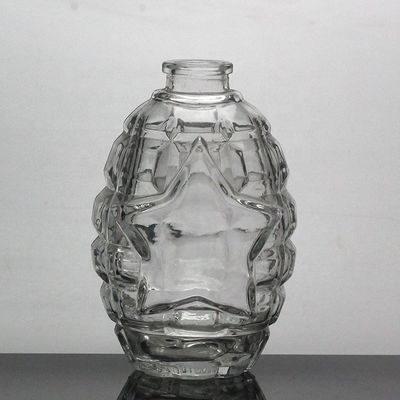 Bottiglia di vetro a forma di bomba da 500 ml per imballaggi personalizzati di liquori
