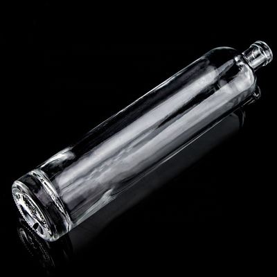 Bottiglia di vetro a forma retta a fondo spessa da 750 ml personalizzata per Super Flint Liquor